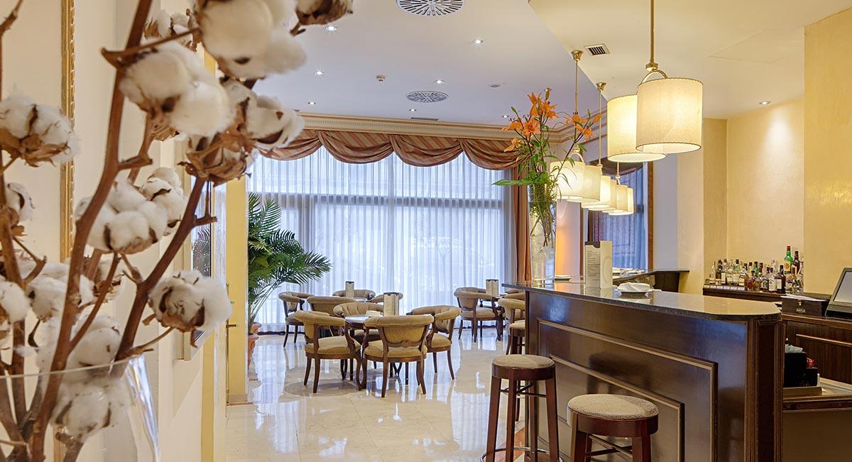Hotel Roger De Lluria Barcelona Zewnętrze zdjęcie