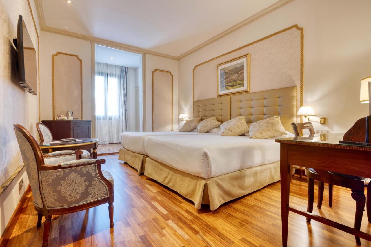 Hotel Roger De Lluria Barcelona Zewnętrze zdjęcie