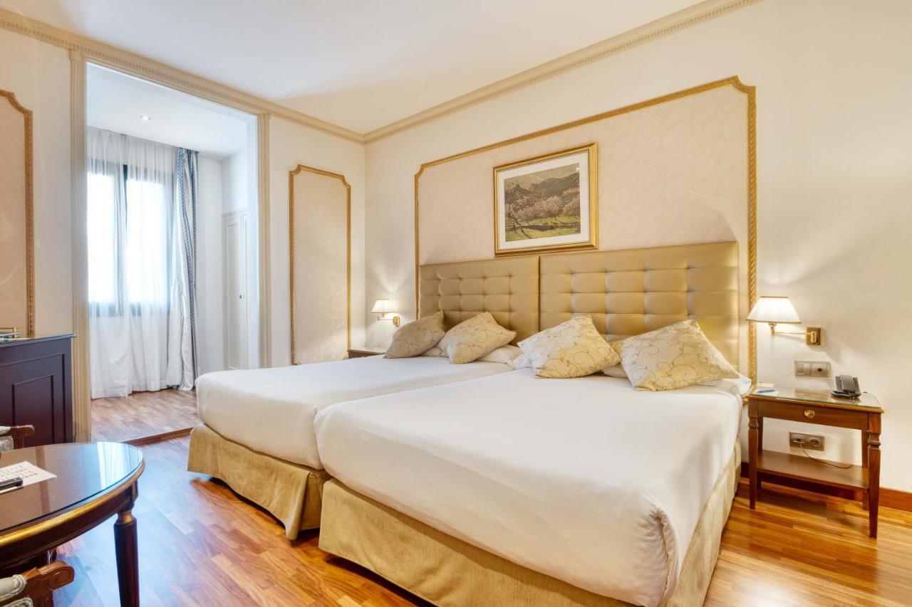 Hotel Roger De Lluria Barcelona Zewnętrze zdjęcie